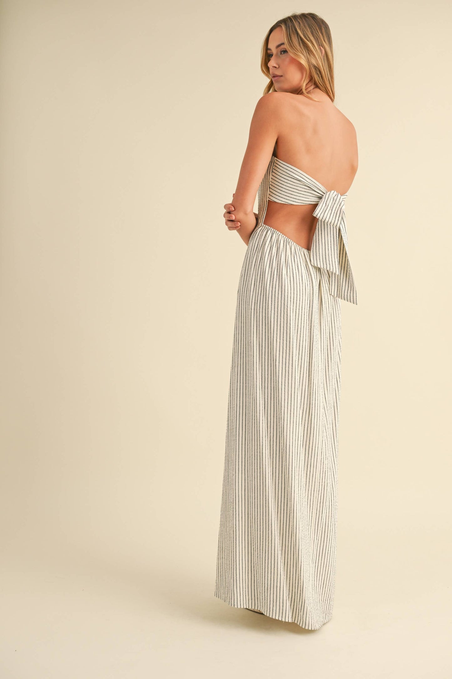 STRIPED LONG BACK TIE STRAPLESS MAXI DRESS
