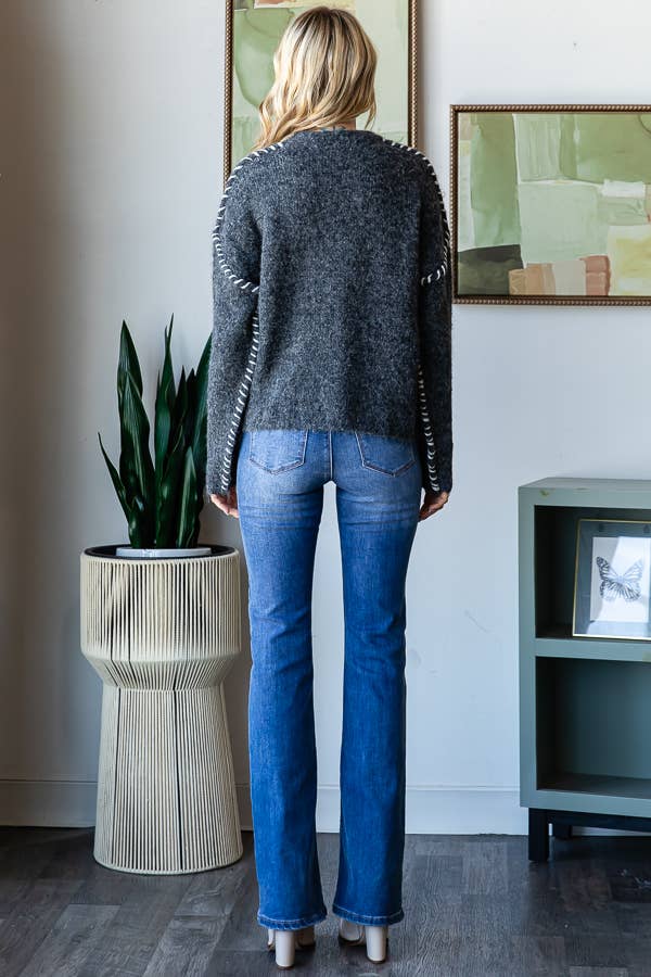 CONTRAST STITCH SWEATER