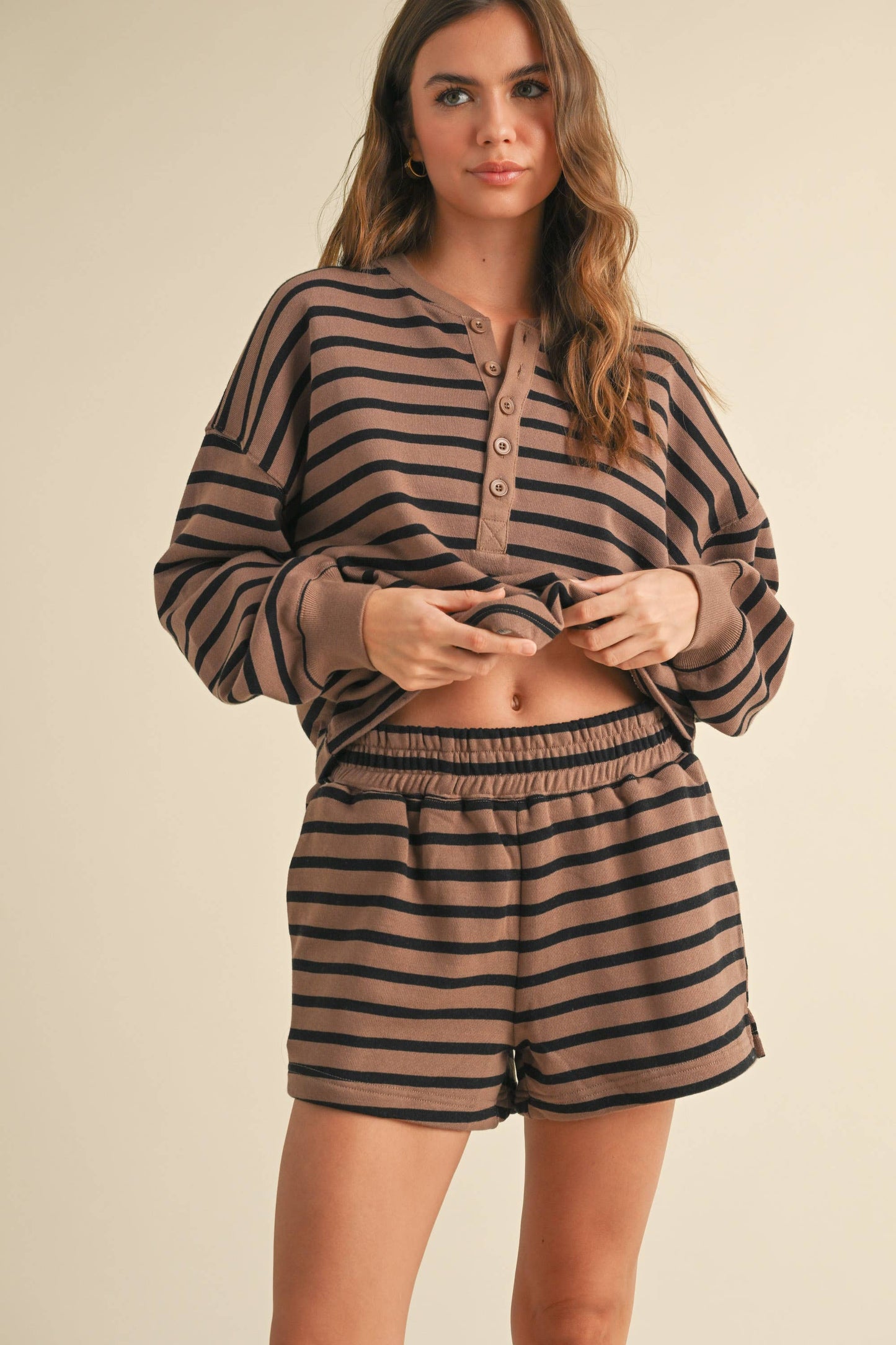 P3211ST STRIPED TERRY FABRIC SHORTS