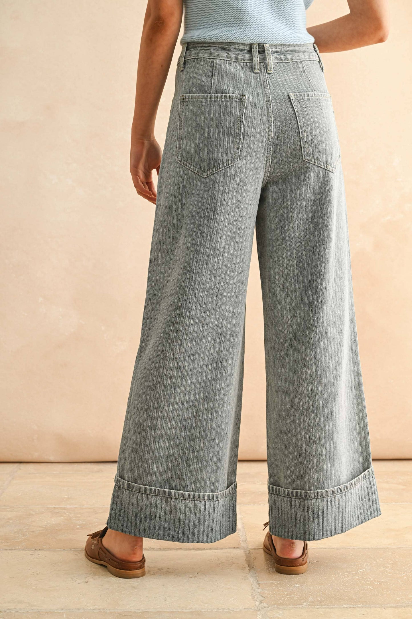 TEXTURED DFFEC DENIM PANTS