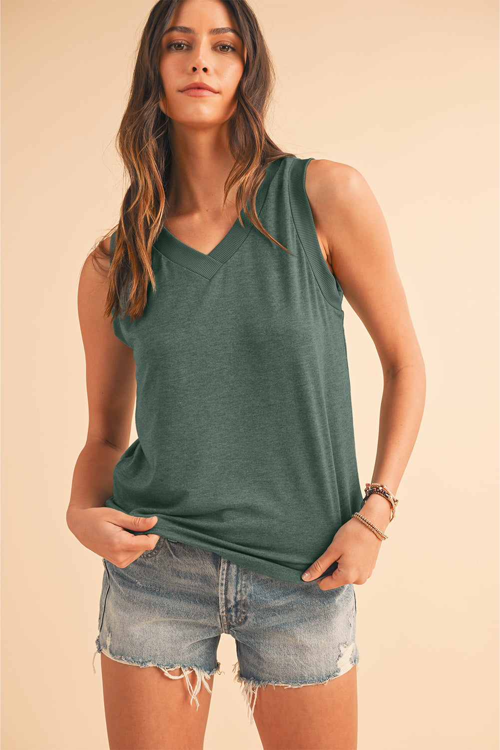 Gray Contrast Trim V-Neck Loose Fit Tank Top