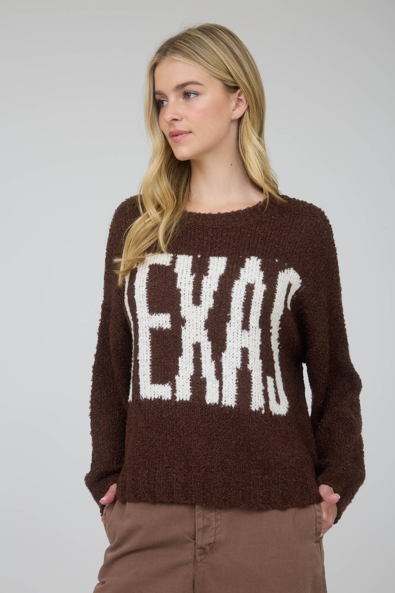 TEXAS CHUNKY KNIT LONG SLEEVE PULLOVER SWEATER