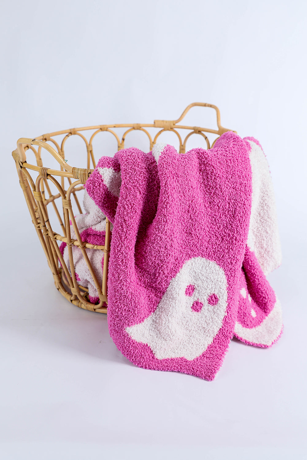 Bright Pink 127*152cm Cute Colorblock Halloween Ghost Printed Blanket