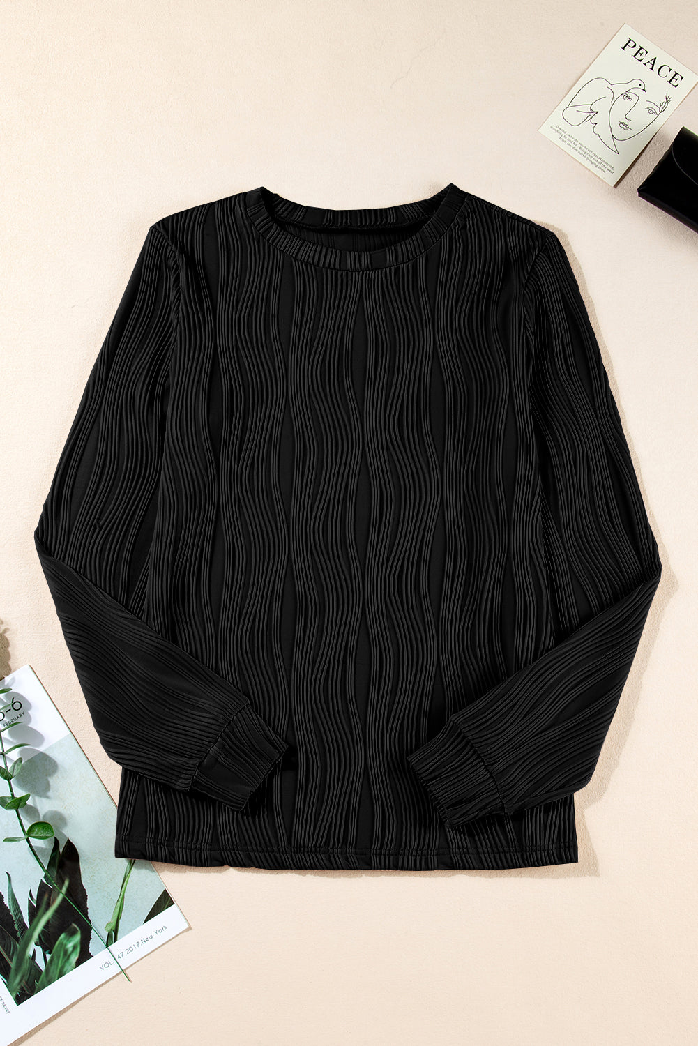 Black Wavy Textured Solid Color Drop Shoulder Pullover Top