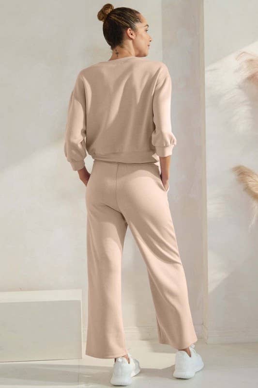 Ultracomfy Cropped Sweatshirt & Pant Matching Set