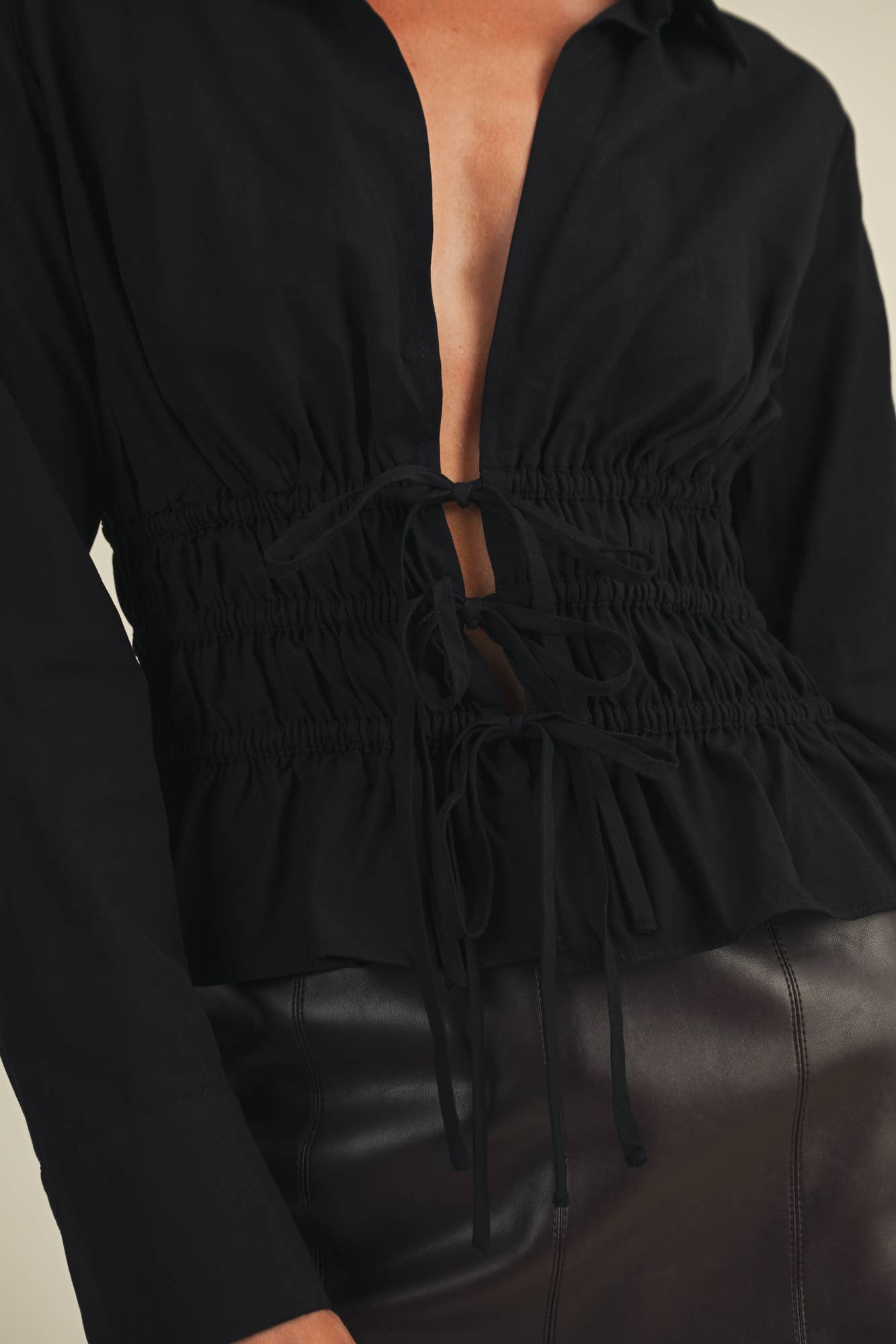 ELASTIC WAIST TIE CLOSURE SHIRT TOP