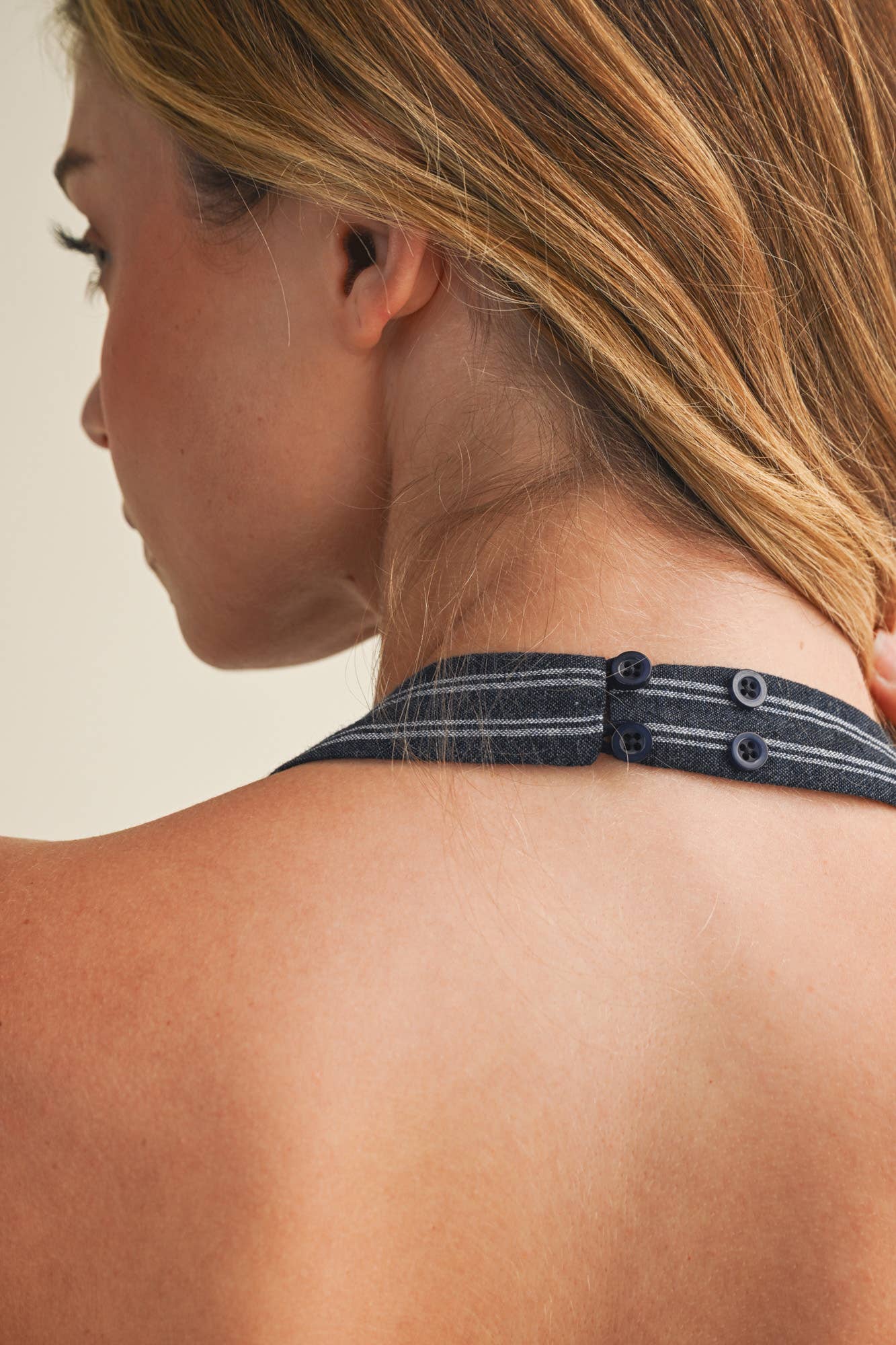 HALTER WRAP STRIPE TOP