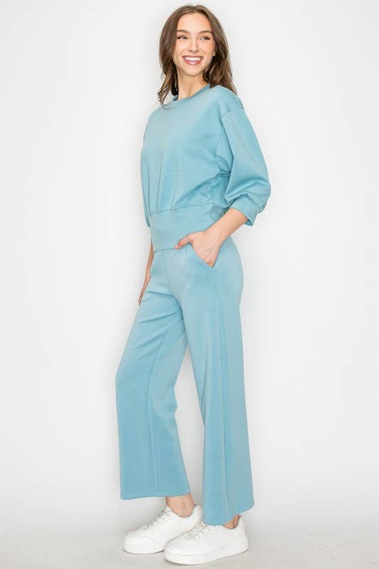 Ultracomfy Cropped Sweatshirt & Pant Matching Set