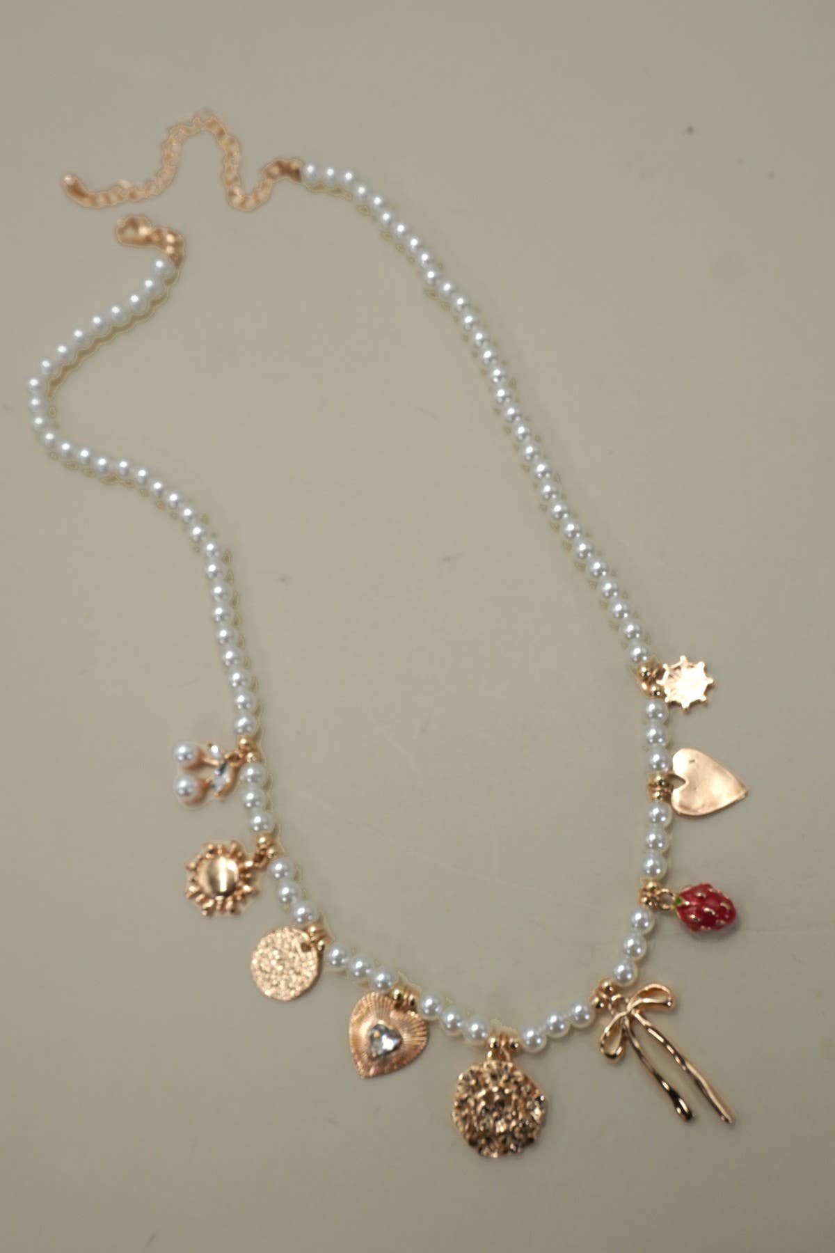 PEARL BEADED BOW STRAWBERRY CHERRY NECKLACE | 80N91511