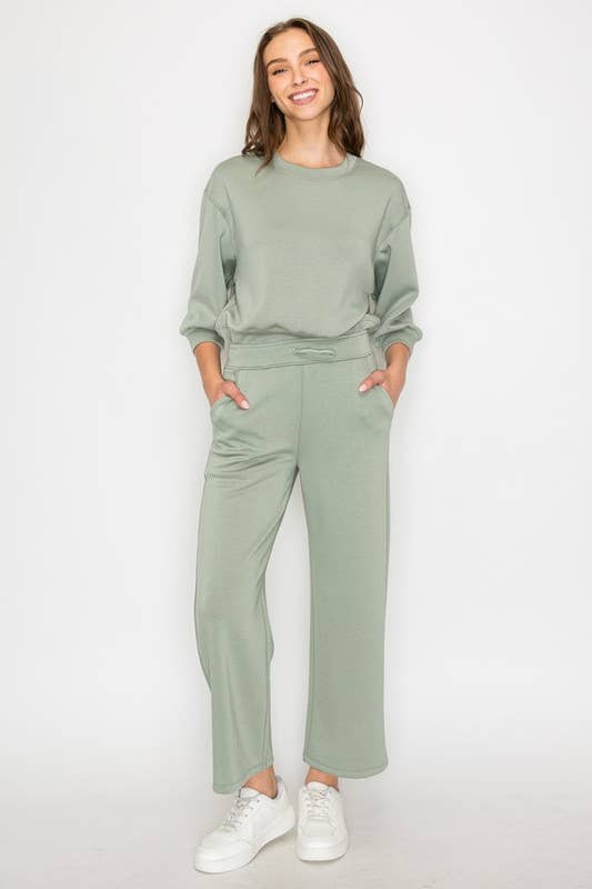 Ultracomfy Cropped Sweatshirt & Pant Matching Set