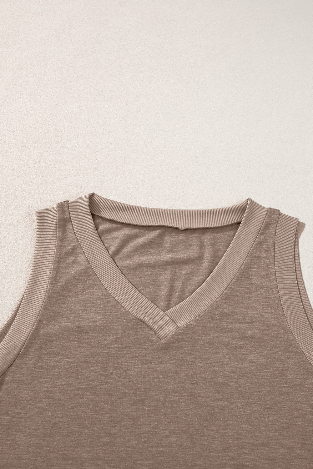 Gray Contrast Trim V-Neck Loose Fit Tank Top