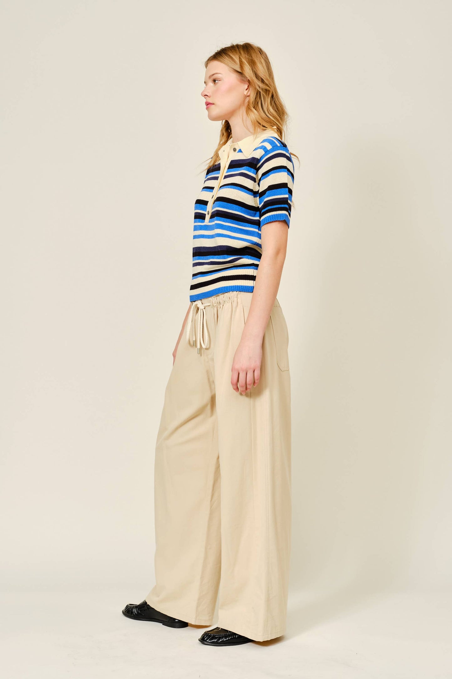 FRONT SHIRRING DETAIL DRAWSTRING STRAIGHT PANTS