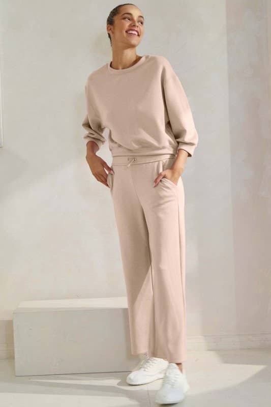 Ultracomfy Cropped Sweatshirt & Pant Matching Set