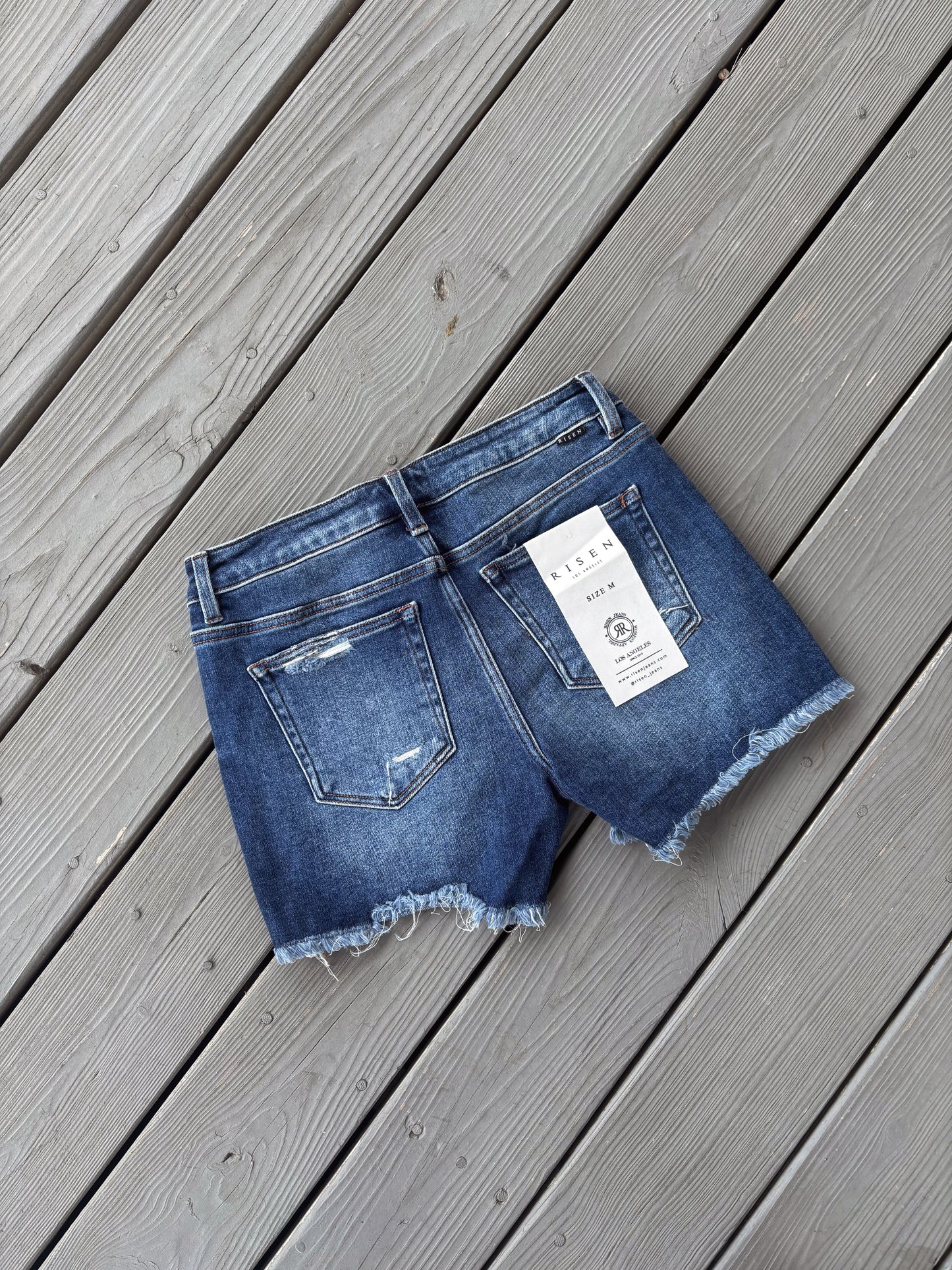 Low Rise Pikaboo Lining Shorts