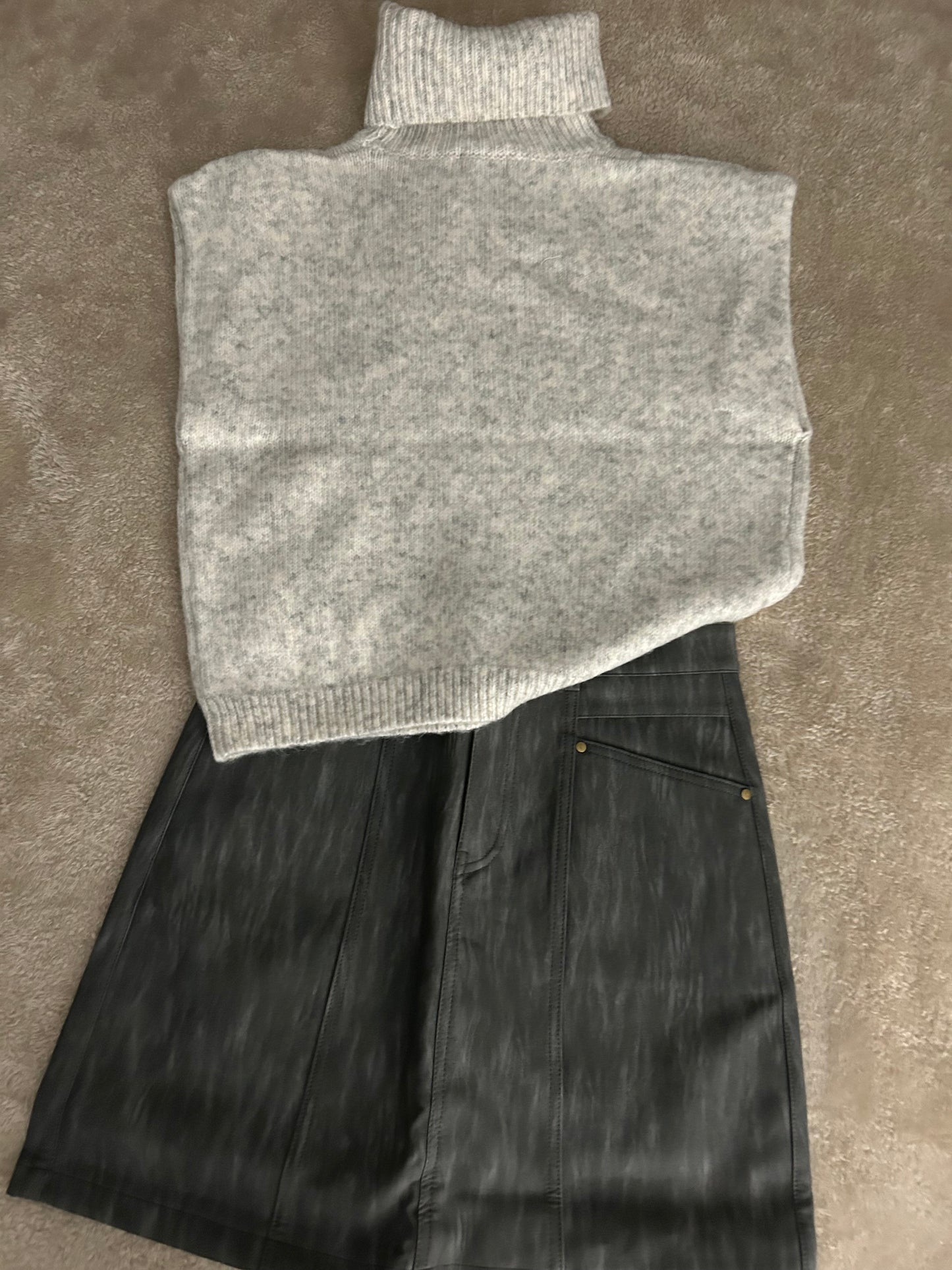 Gray Sleeveless Sweater Turtleneck