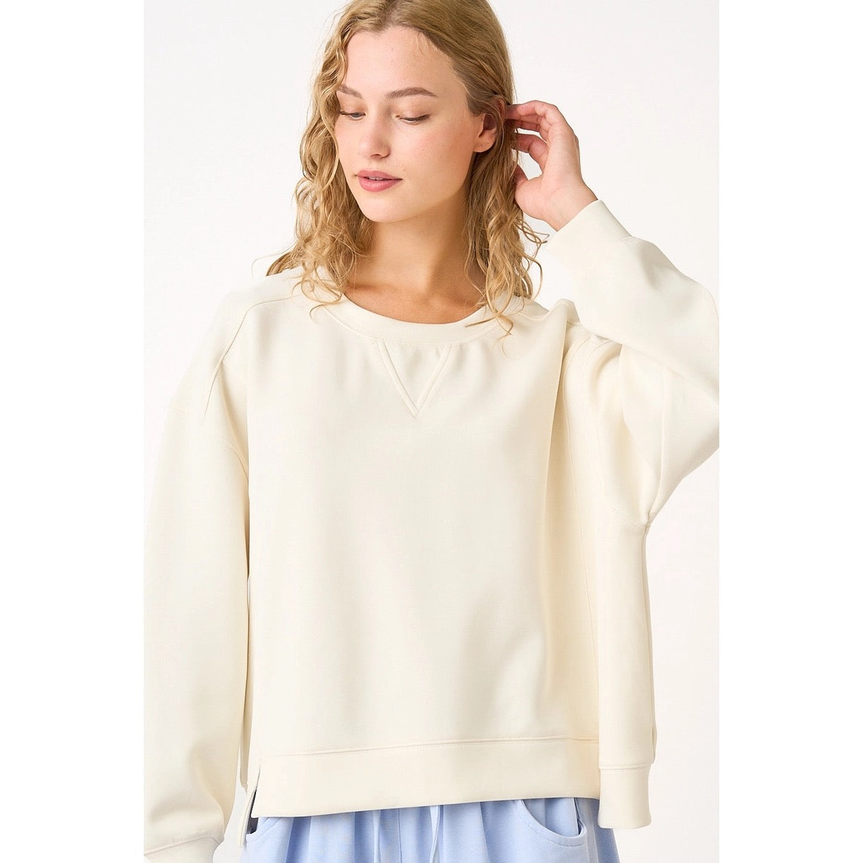 Cloud Knit Slit Detail Round Neck Sweatshirt