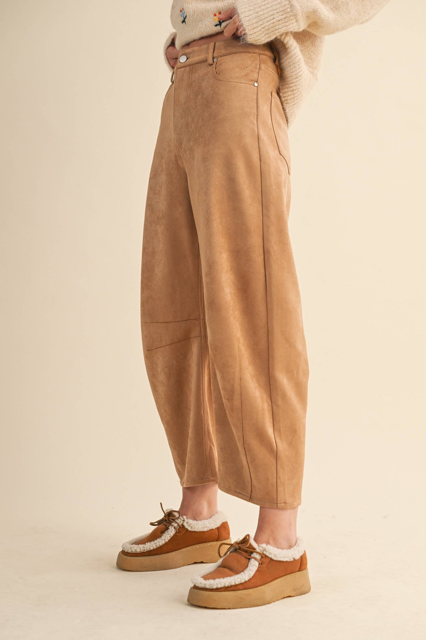 SUEDE BARREL PANTS