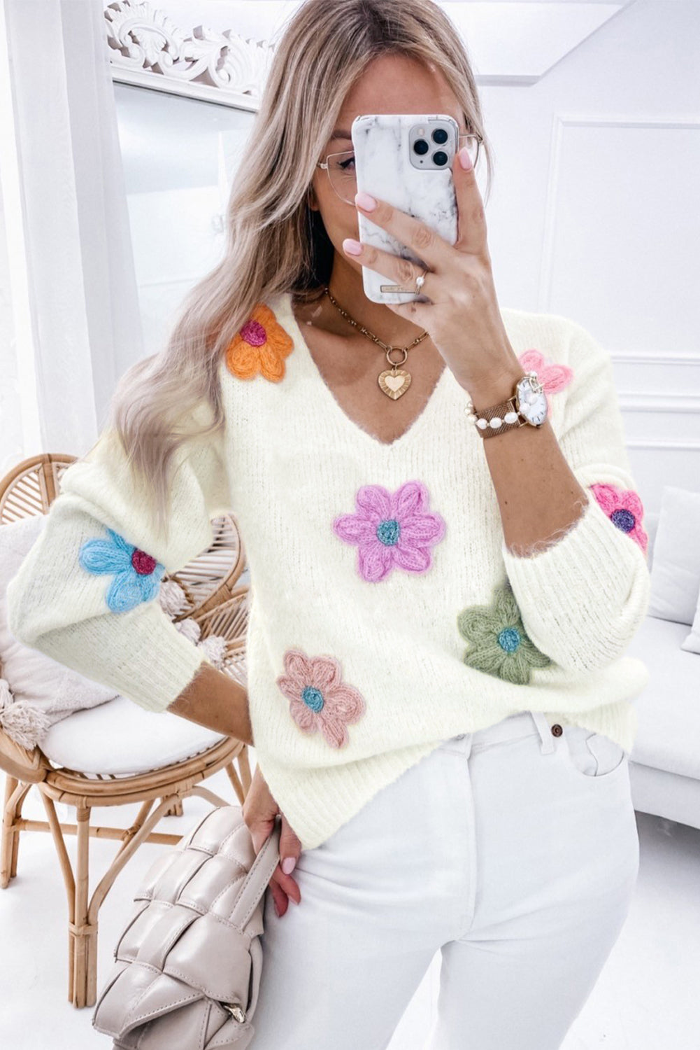 White 60s Vintage Flower Pattern Fuzzy V Neck Sweater