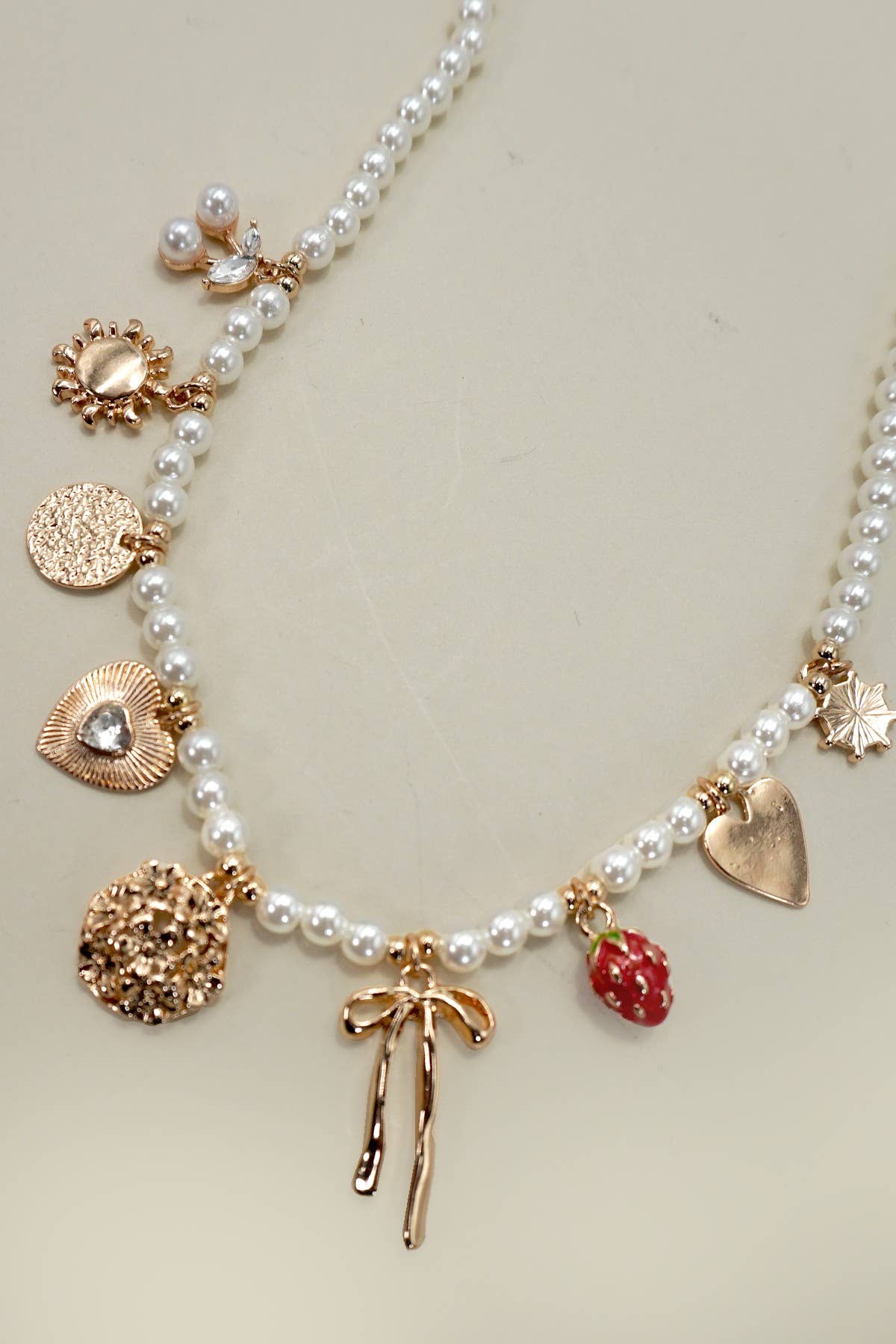 PEARL BEADED BOW STRAWBERRY CHERRY NECKLACE | 80N91511