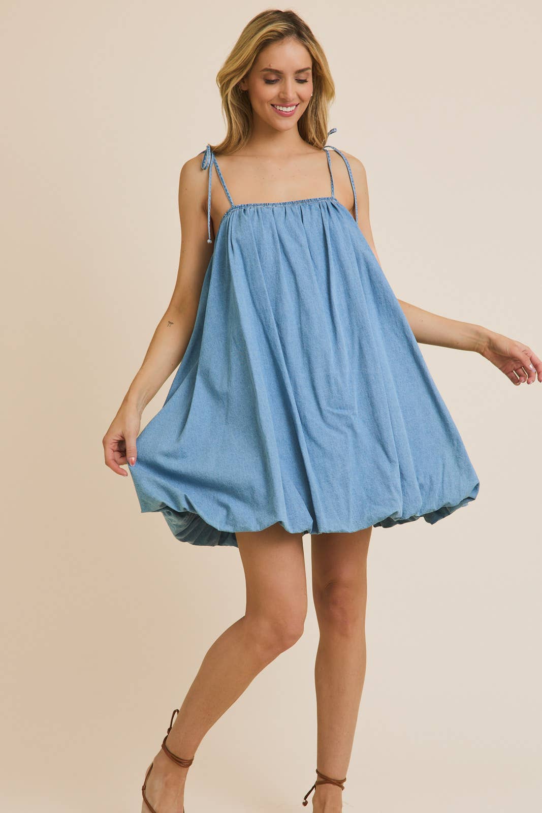 SHOULDER TIE BUBBLE MINI DRESS