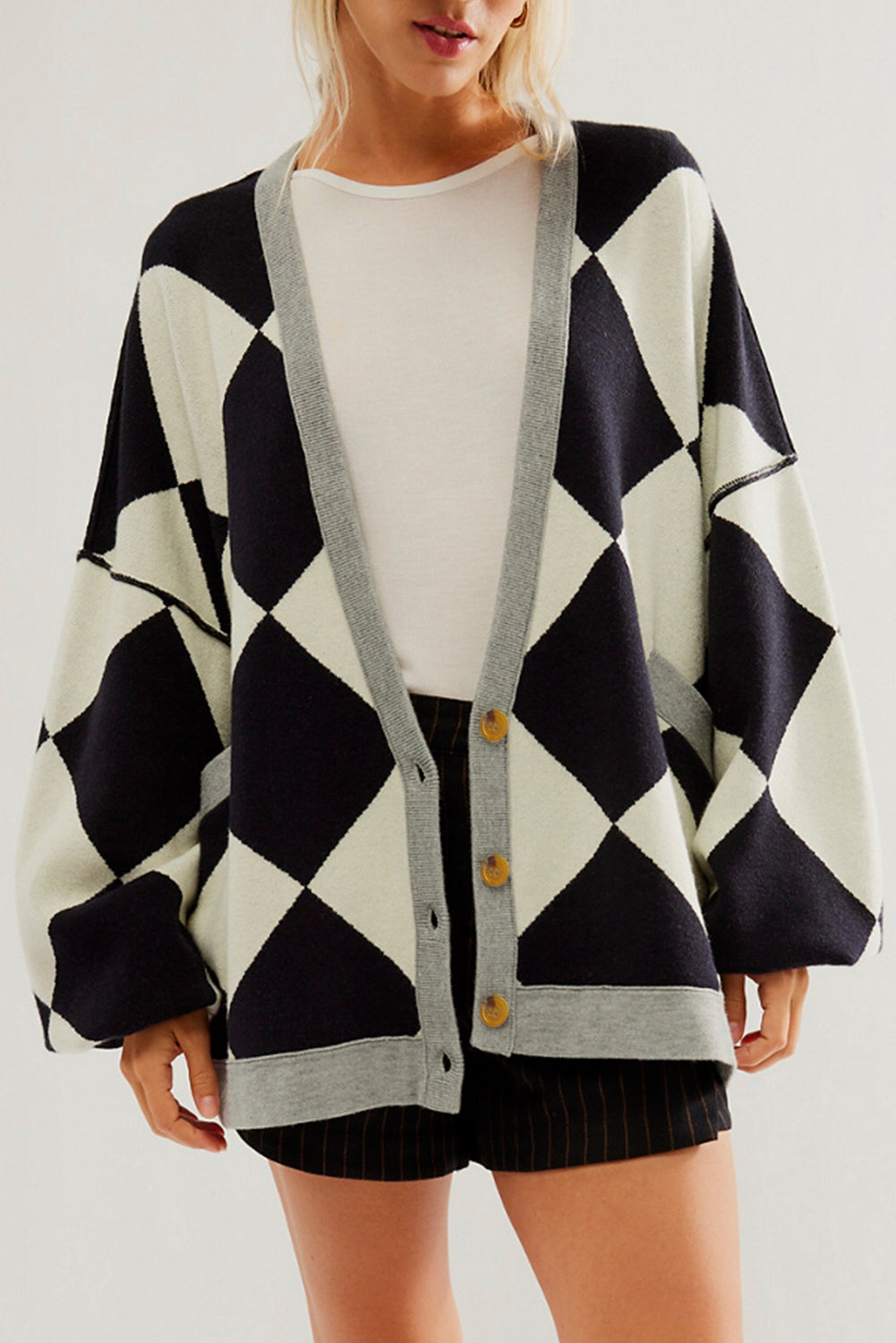 Black Checkered Pattern Drop Shoulder Buttoned Loose Cardigan