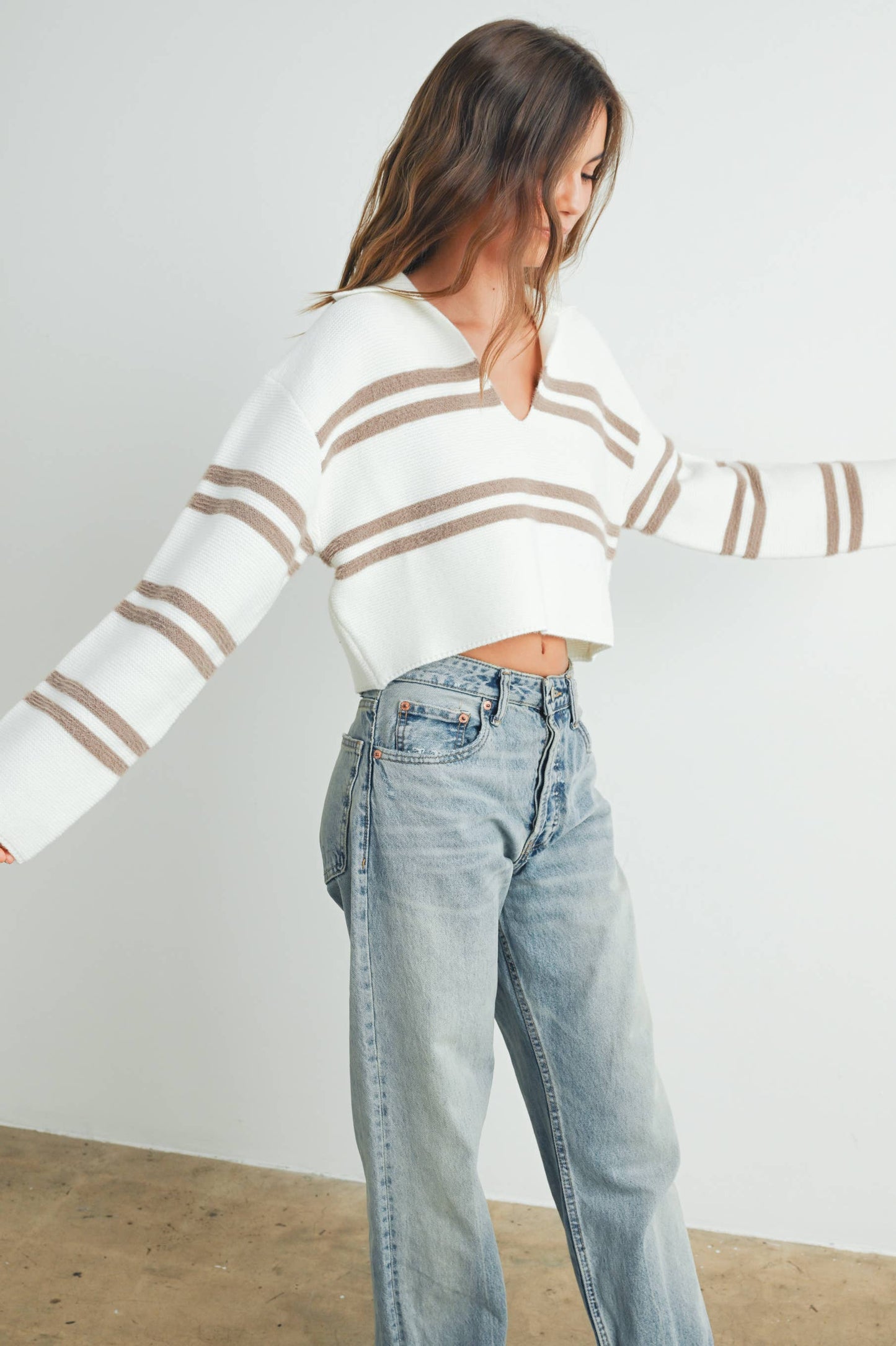 STRIPE CROP COLLAR SWEATER TOP - BMW7393