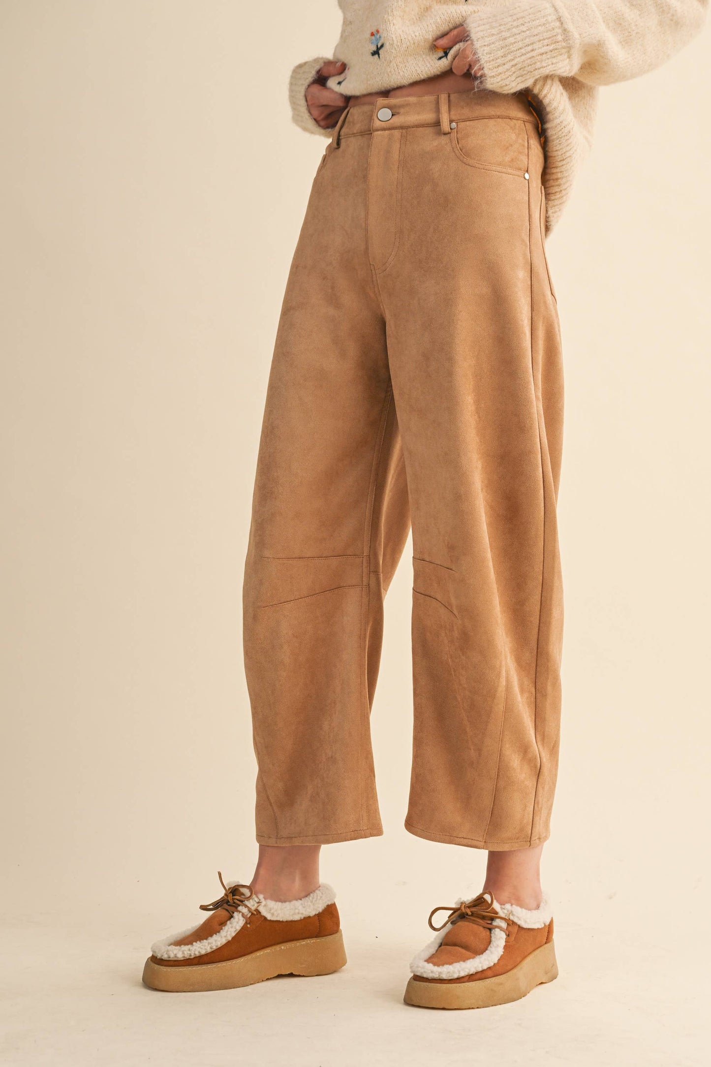 SUEDE BARREL PANTS