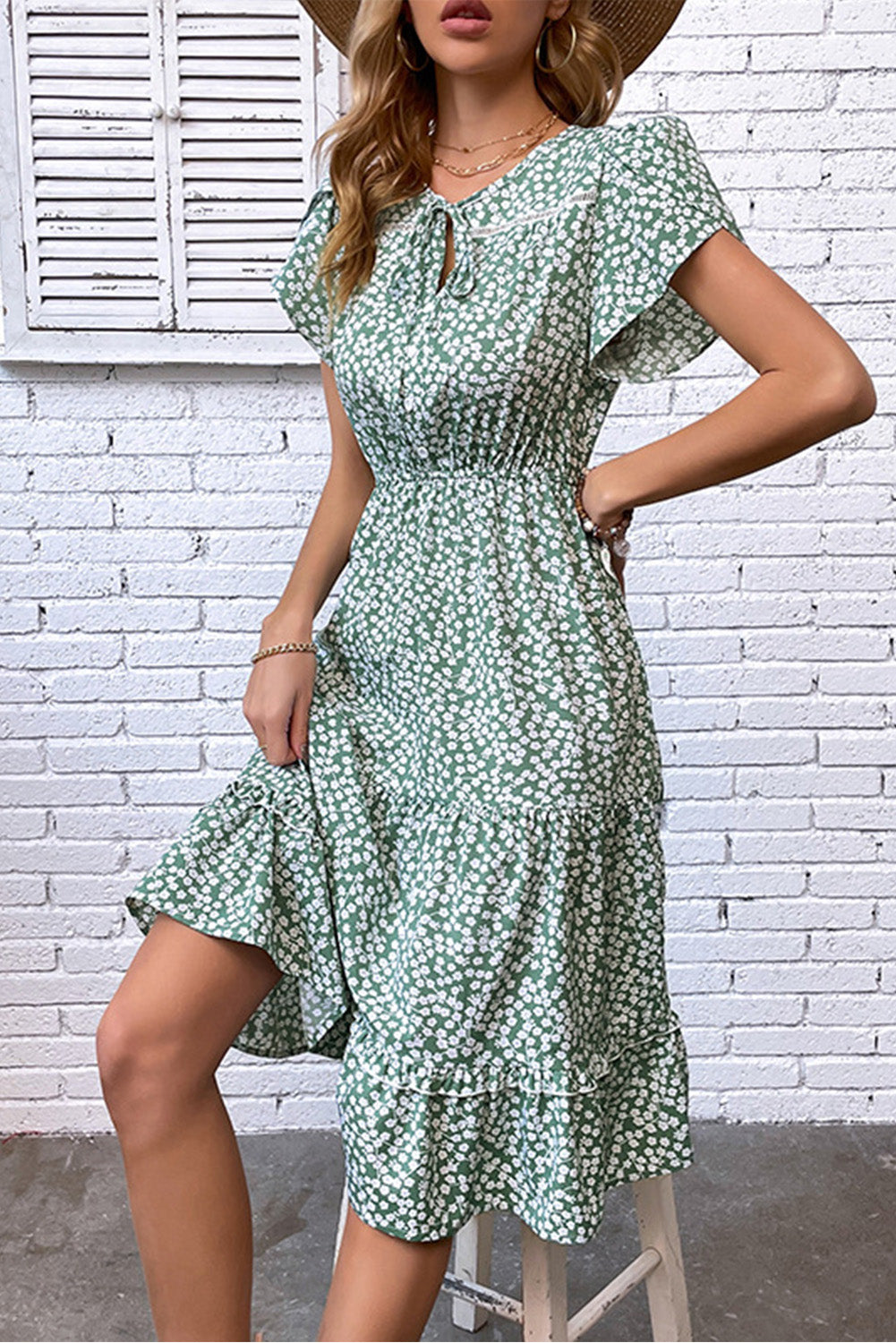 Green Ditsy Floral Print Tulip Sleeve Midi Dress