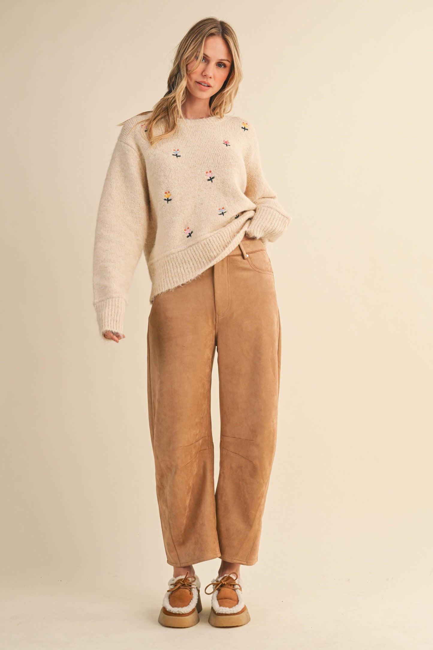 SUEDE BARREL PANTS