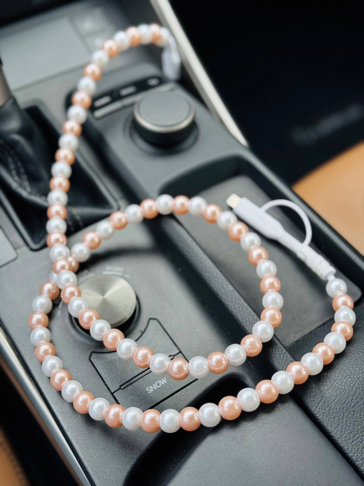 Mixed Pearl Beaded Chargers